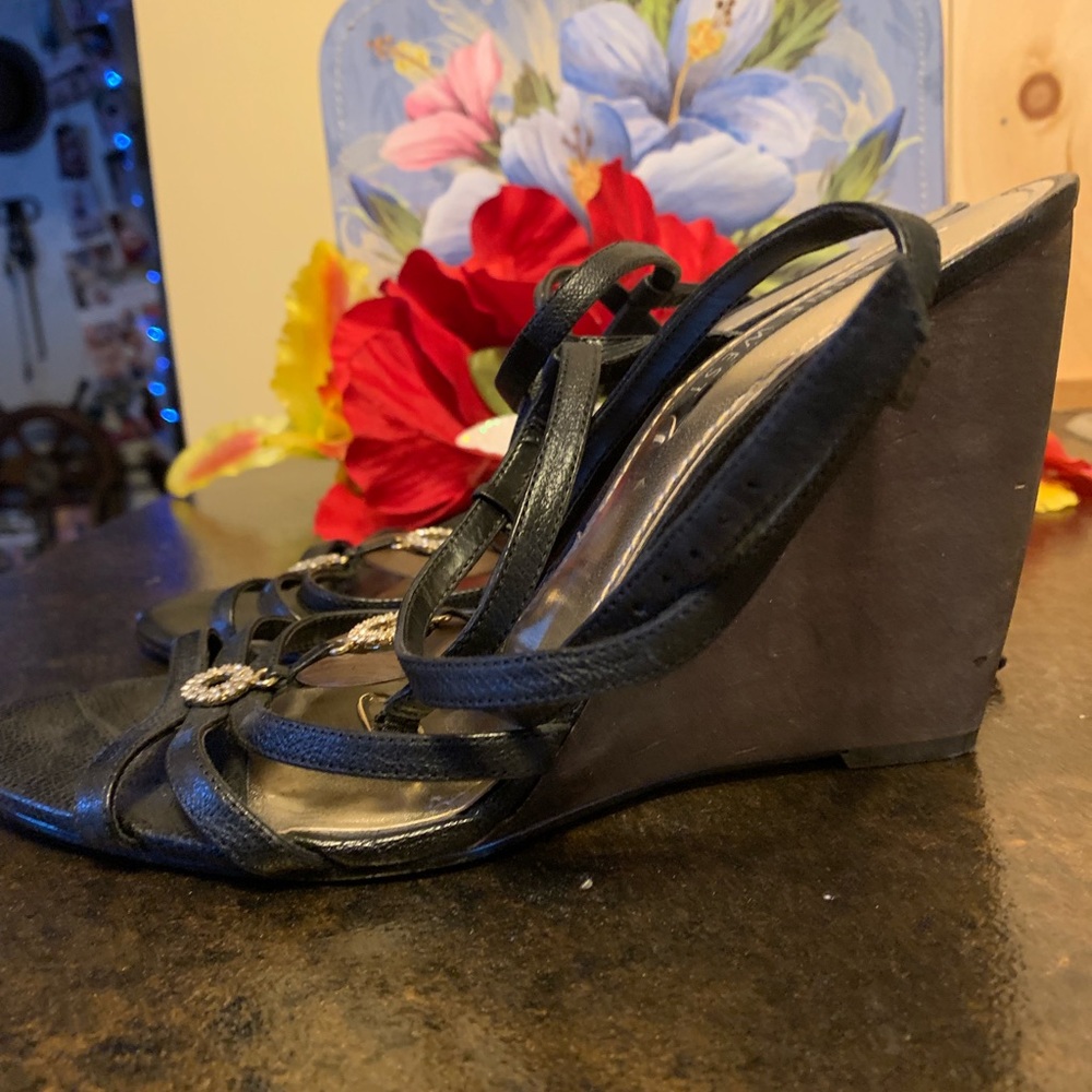 🌈 Nine West Brown Wedge Sandals